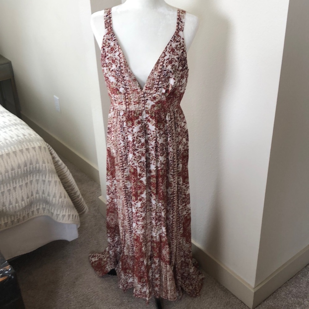 NWOT L’Agence Rosalina Pleated Silk Dress